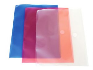 kuvertmappar i olika färger